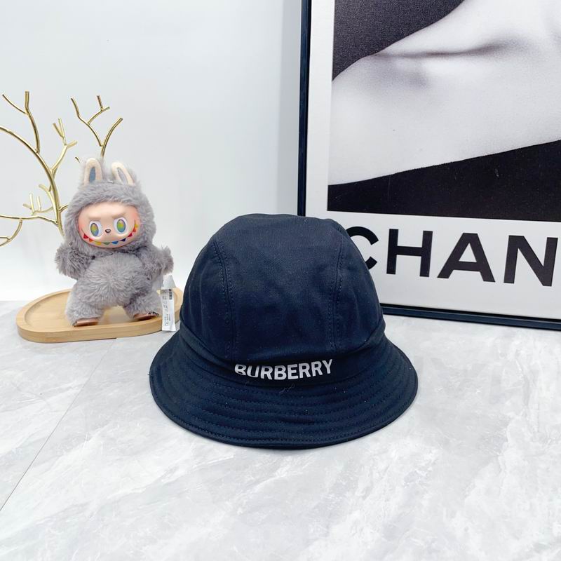 Burberry hat dx02